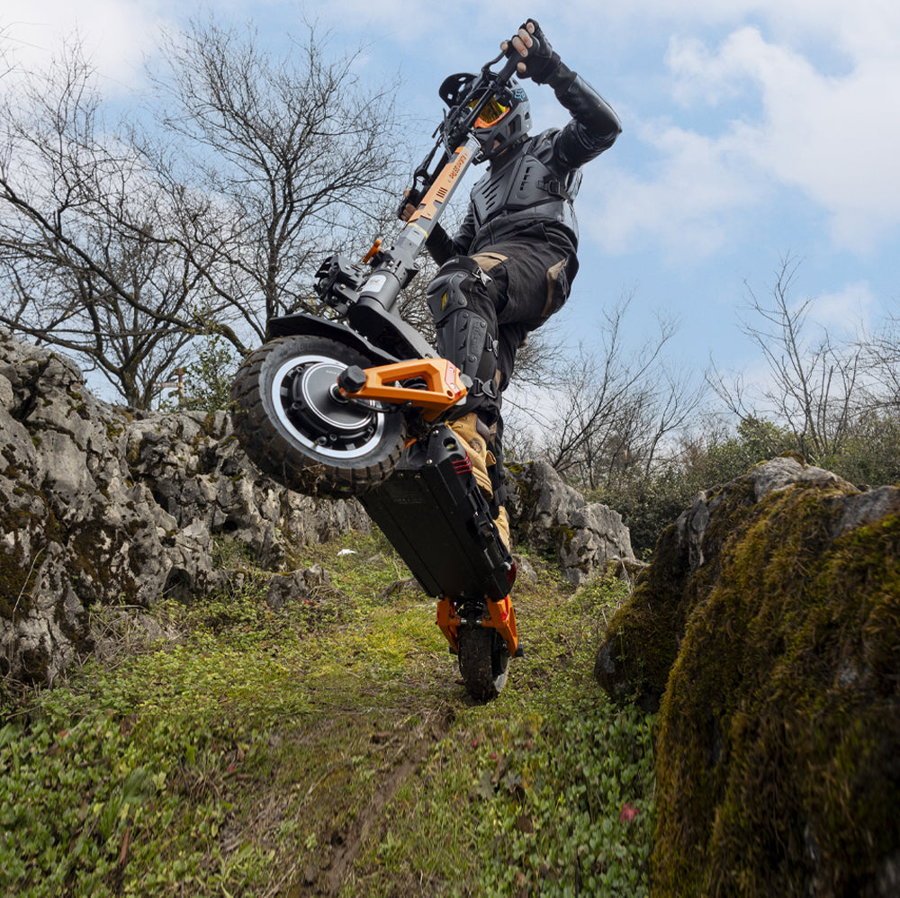 Безопасная езда на электросамокате в городе